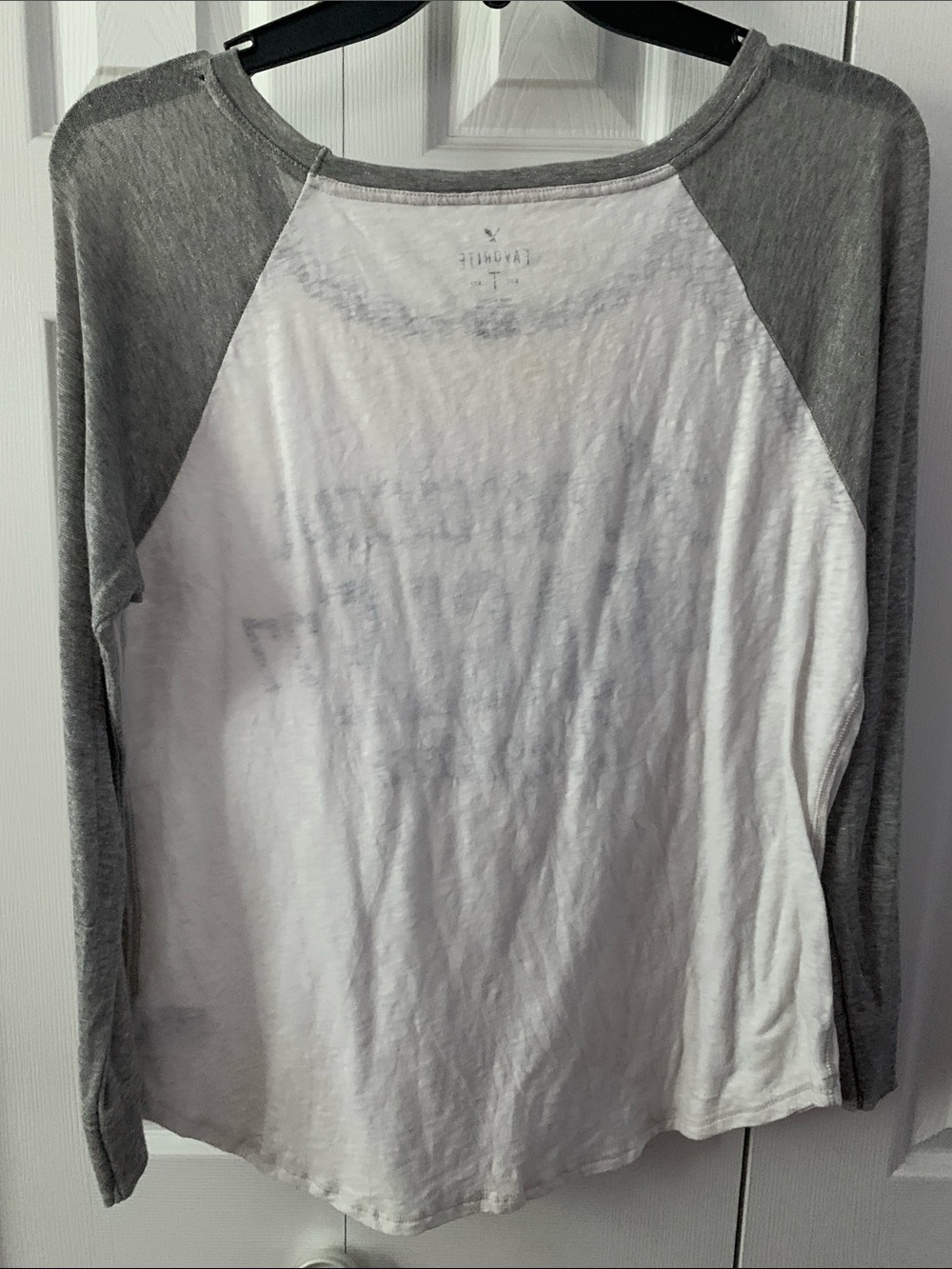American Eagle Outfitters Women's White & Gray Raglan Logo Tee - Picture 7 of 10
